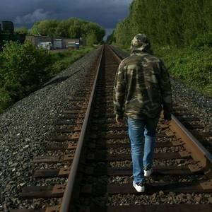 Meet your Posher, Uriel